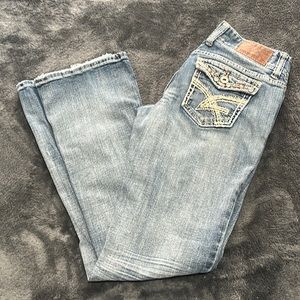 Womens mid rise jeans size 7